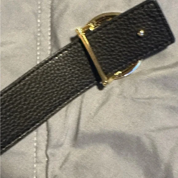 Tory Burch Black Leather Belt with Gold Logo Buckle - Picture 4 of 7